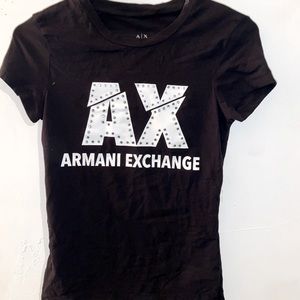 I’m selling a nice Armani Exchange XS female black shirt
